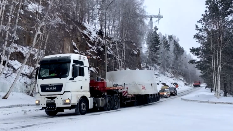 Новое рабочее колесо весом 73 тонны привезли на Братскую ГЭС